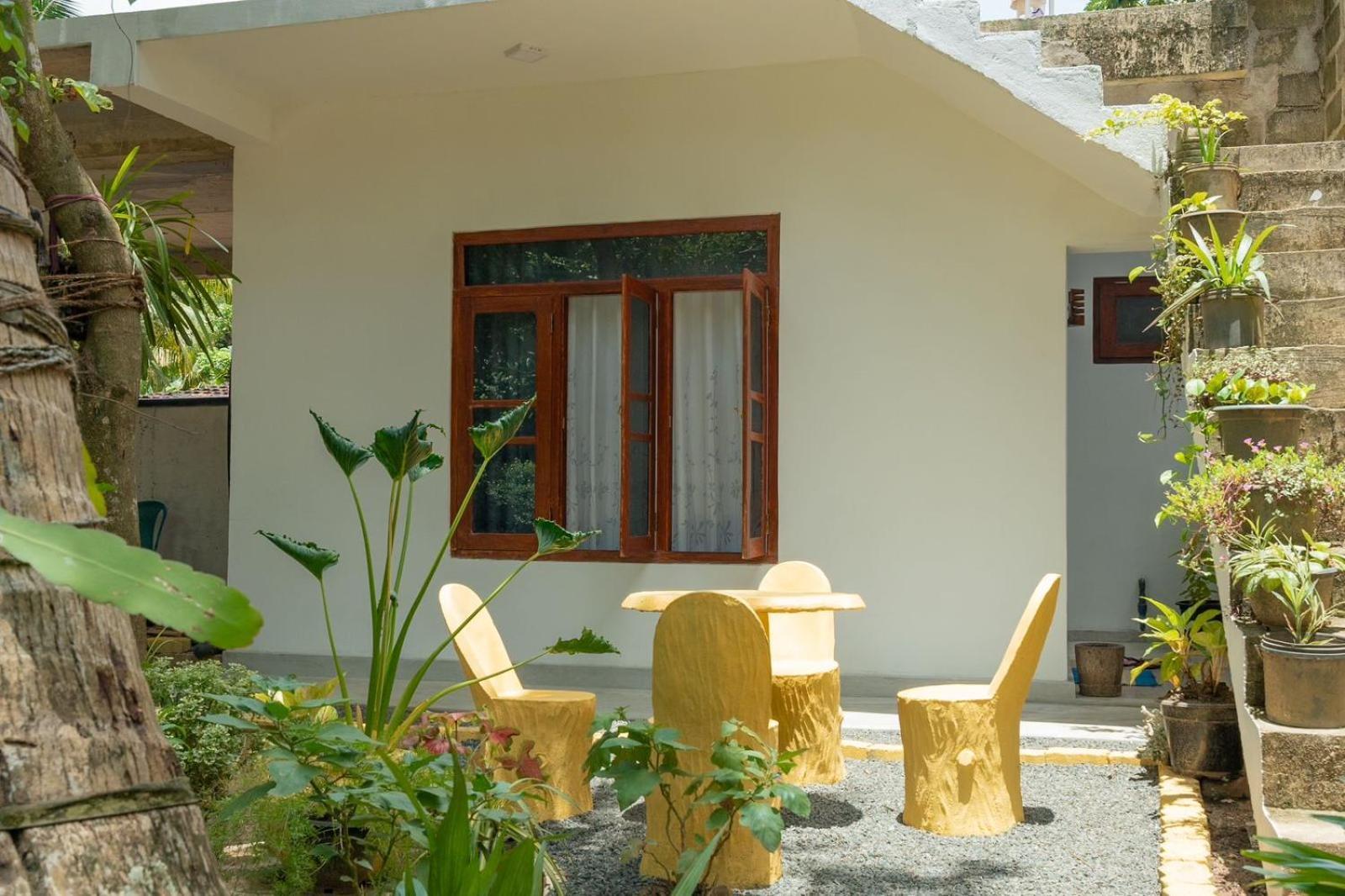 Lakru Home Stay Weligama Extérieur photo